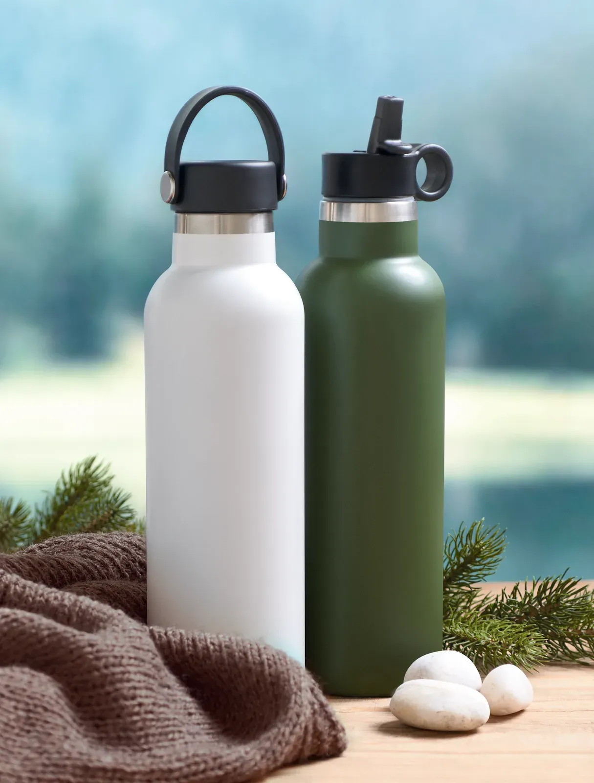 Boali – Double Wall Recycled Stainless Steel (90% Recycled Stainless and 10% Stainless Steel) Insulated Vacuum Bottle — White