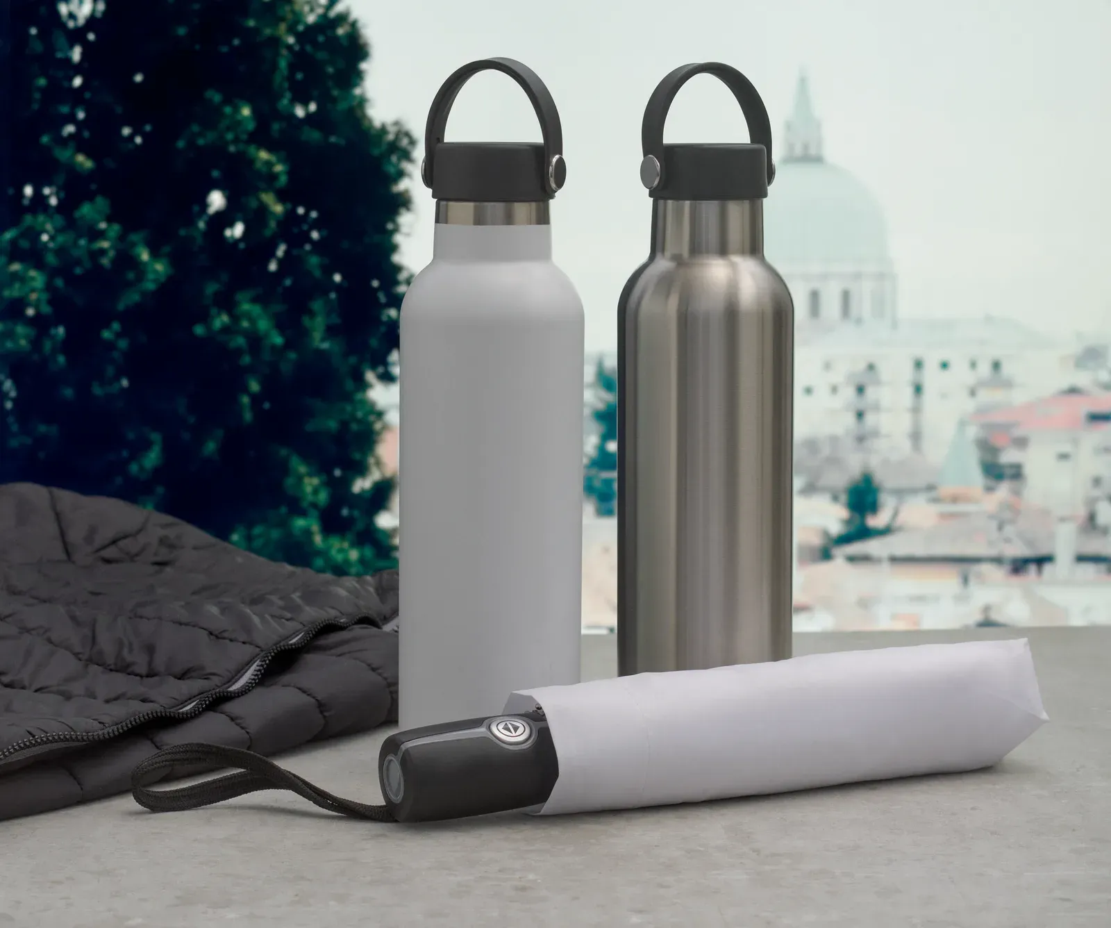 Boali – Double Wall Recycled Stainless Steel (90% Recycled Stainless and 10% Stainless Steel) Insulated Vacuum Bottle — White