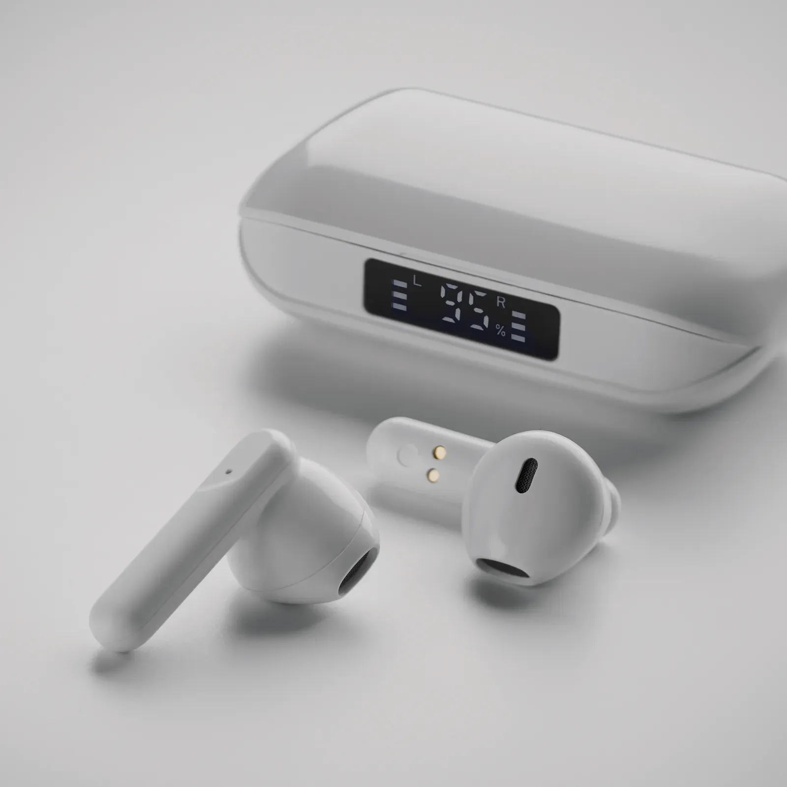 Quaver TWS 5.3 Wireless Earbuds – Recycled ABS with LCD Charge Display — White