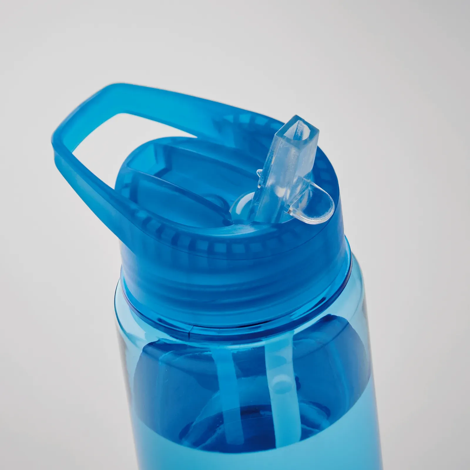 Bay – Drinking Bottle in Tritan Renew™ which is BPA Free with PP Foldable Mouth Piece