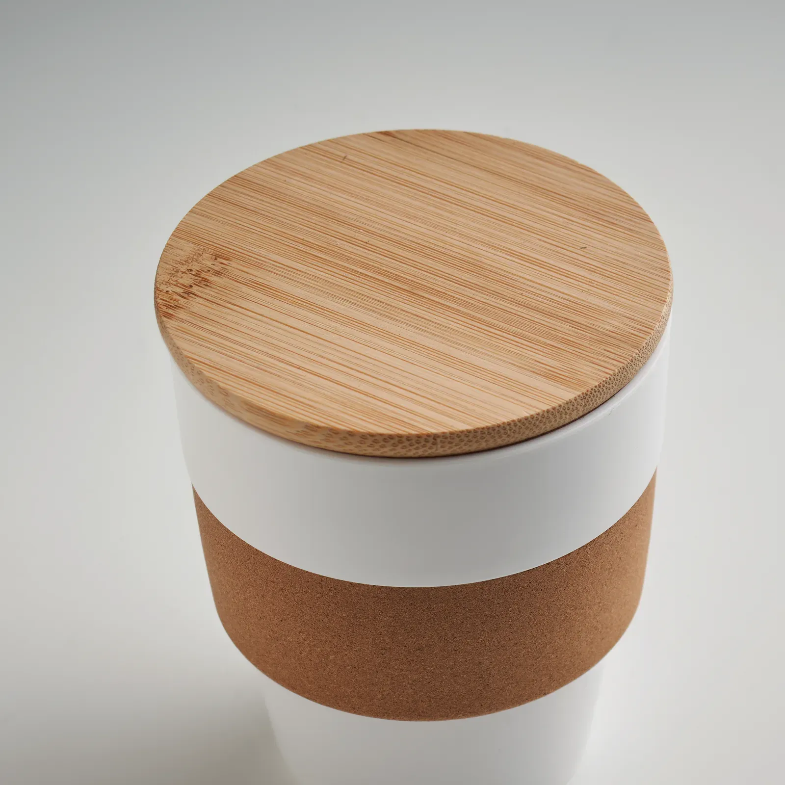 Galao – Single Wall Tumbler in PP with Cork Protective Sleeve and Bamboo Lid — White