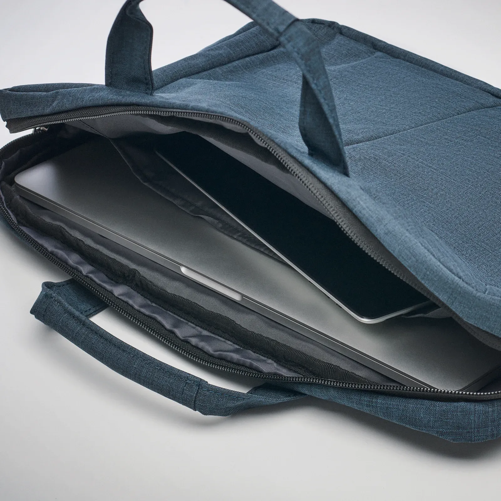 Polyester Bag Stockholm with 360d Polyester 40X7X28 cm MO8957 — Blue