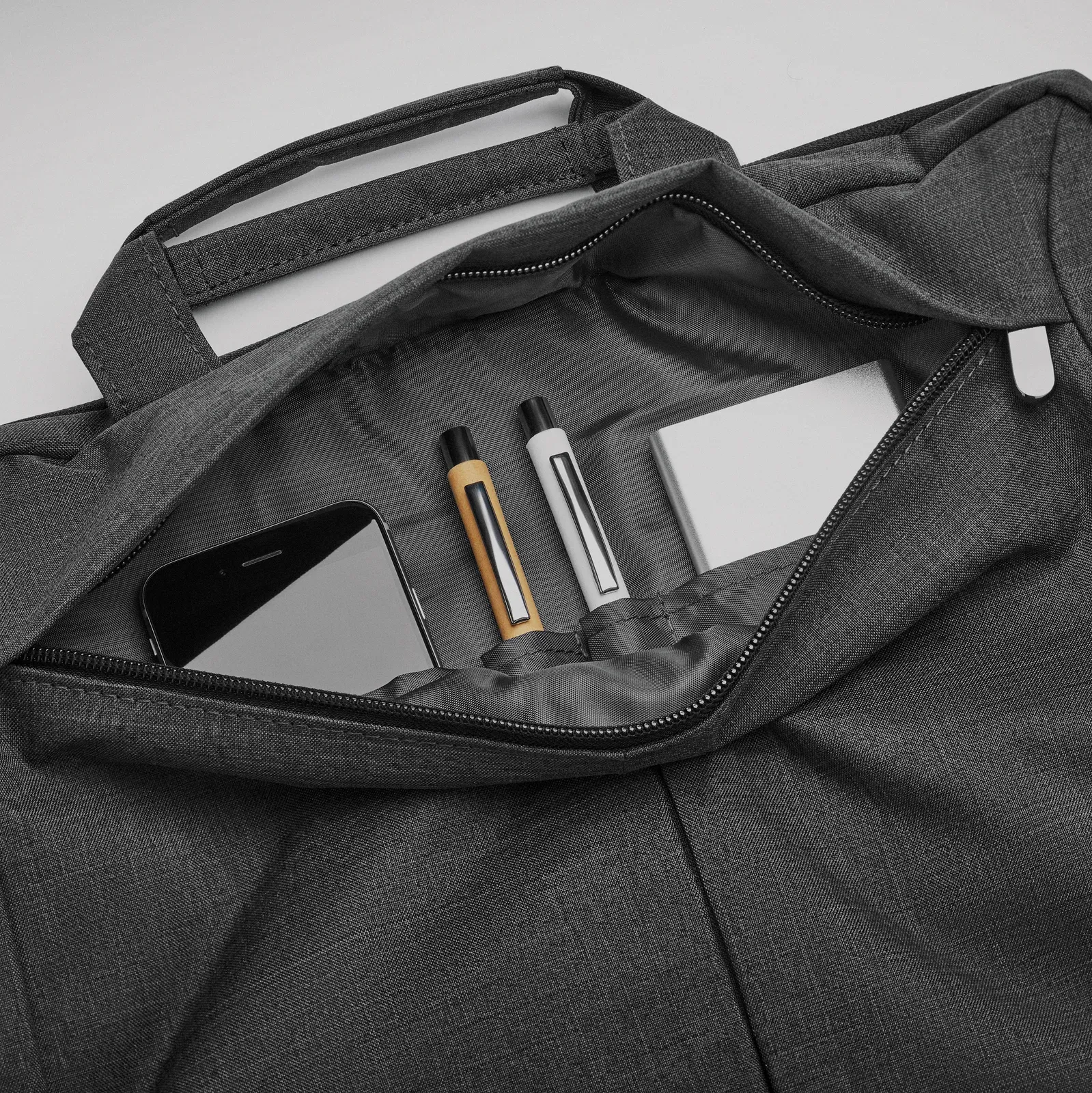 Polyester Bag Stockholm with 360d Polyester 40X7X28 cm MO8957 — Grey