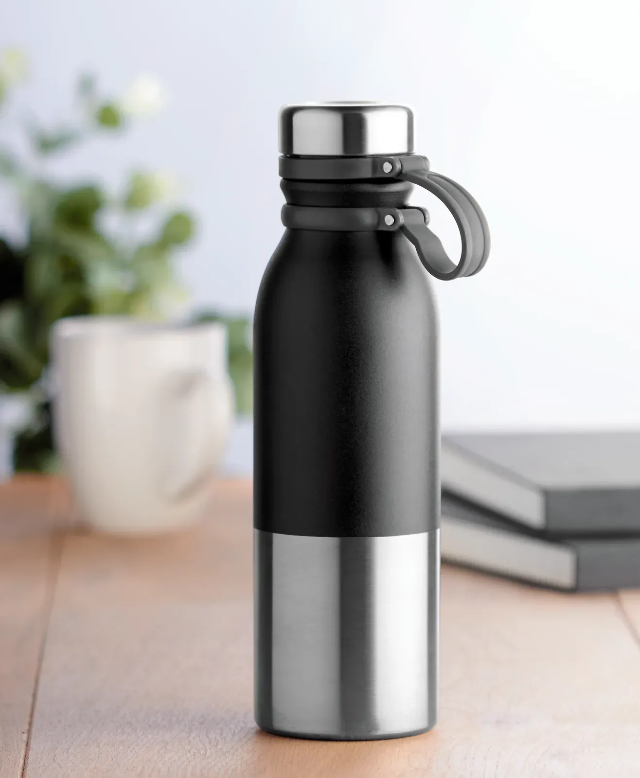 Iceland – Double Wall Stainless Steel Powder Coated Flask with Silicone Grip for Easy Carry — Black
