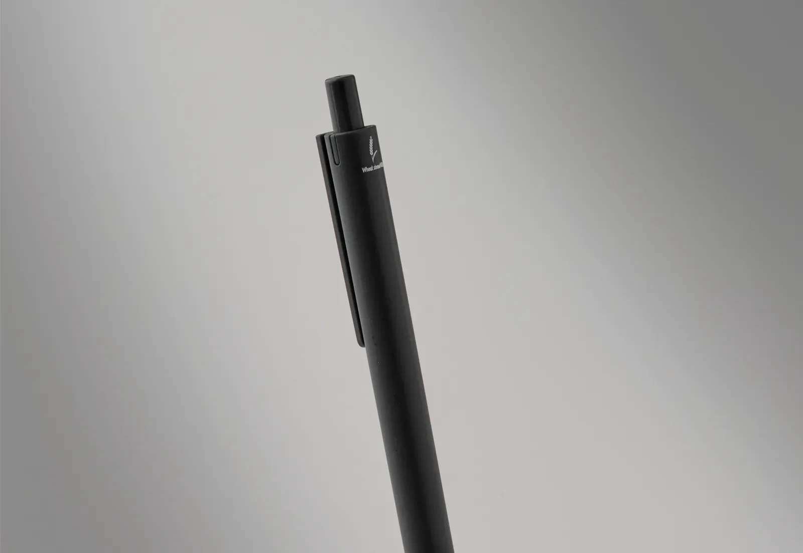 Pecas Wheat Straw & ABS Push Button Pen — Black