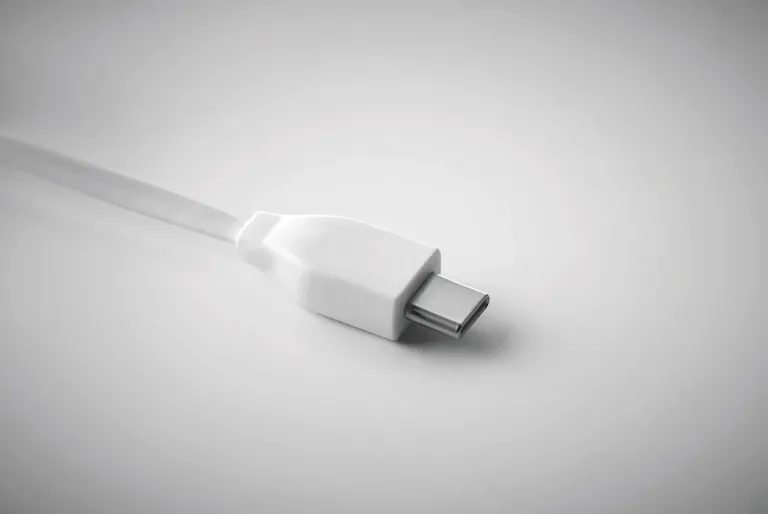 Clauer Bamboo Key Ring Charging Cable – USB-A, Micro-B & Type-C