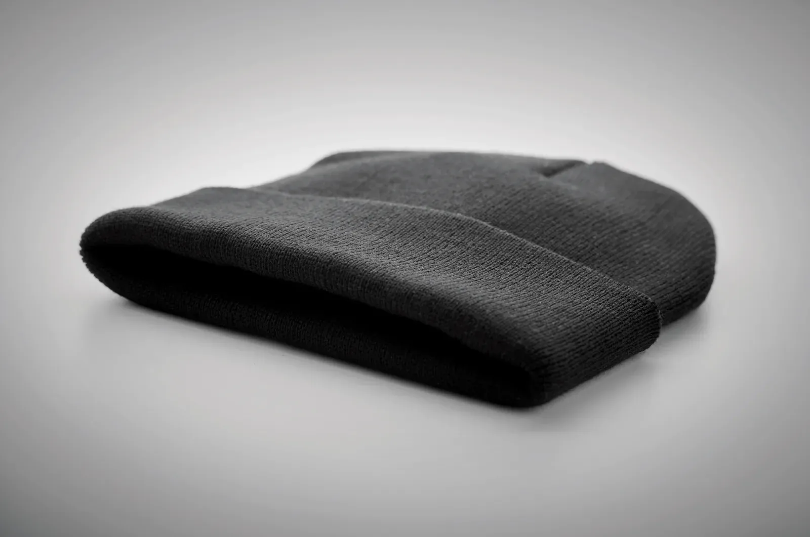 Polo RPET Knitted Beanie with Cuff — Black